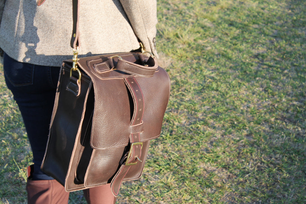 The Compact Messenger